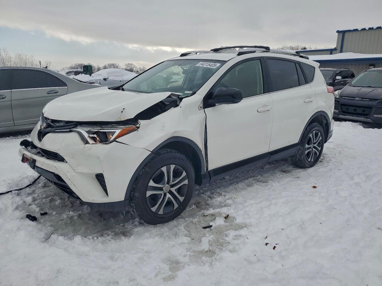 2016 Toyota Rav4 Le - zdjęcie główne