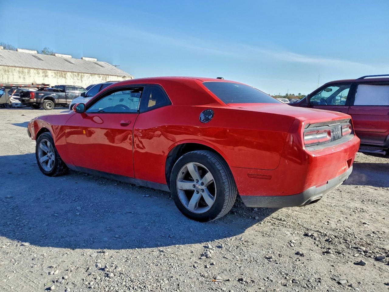 2015 Dodge Challenger Sxt - zdjęcie 2