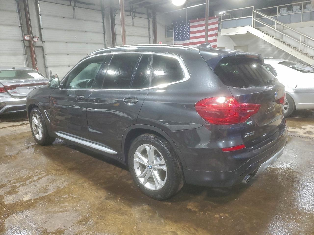 2019 BMW X3 xDrive30I - zdjęcie 2