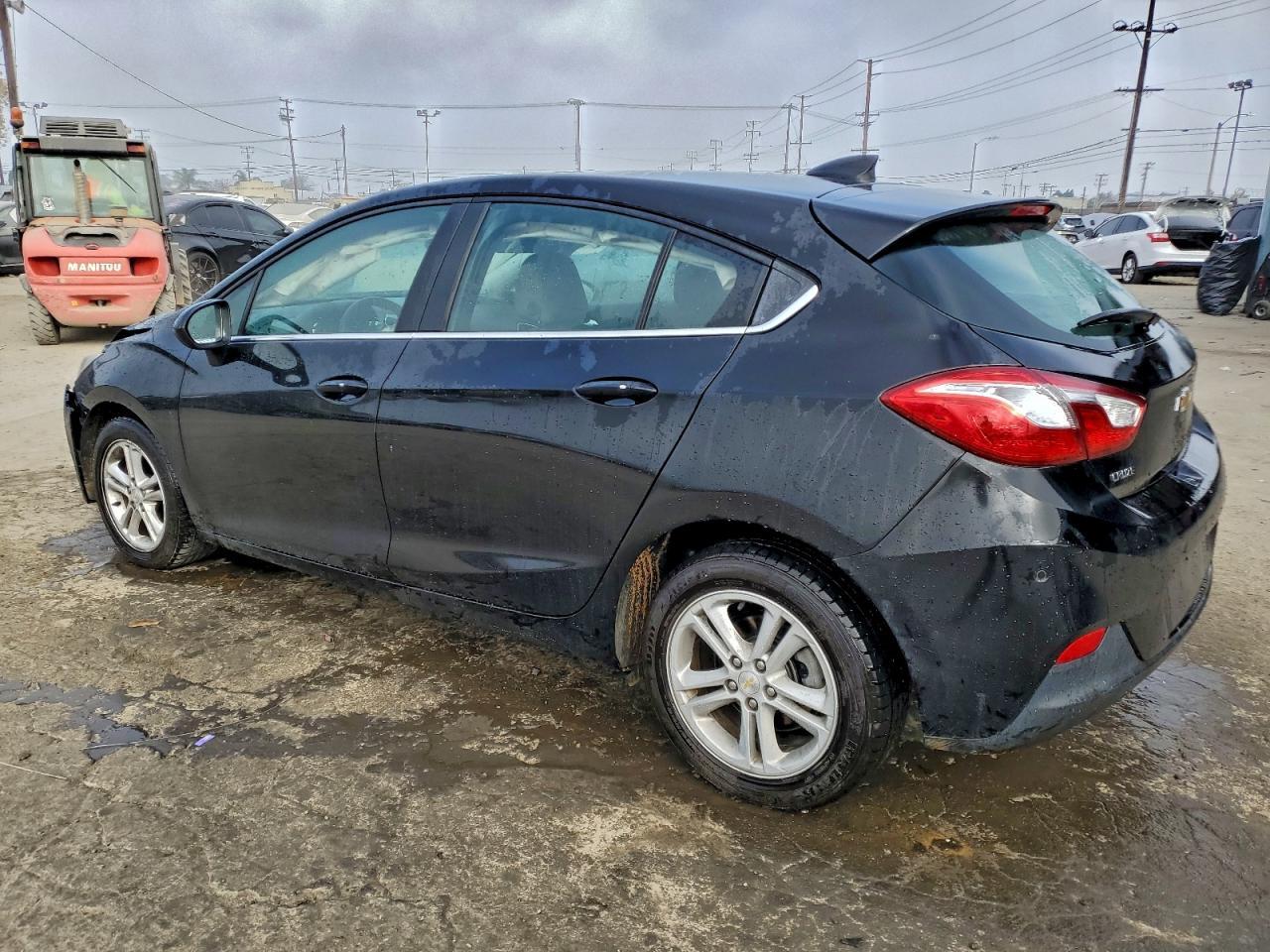 2018 Chevrolet Cruze Lt - zdjęcie 2