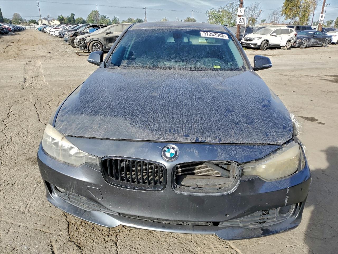 2015 BMW 320 I - zdjęcie 5
