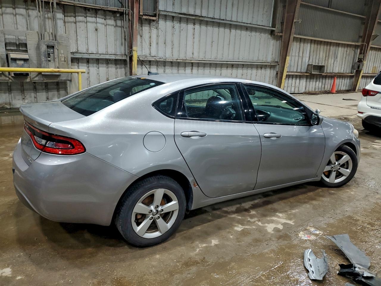2015 Dodge Dart Sxt - zdjęcie 3