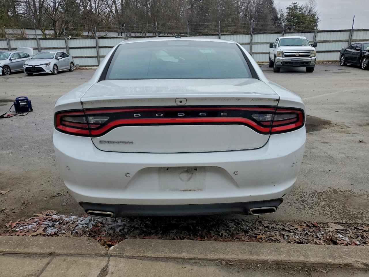 2022 Dodge Charger Sxt - zdjęcie 6