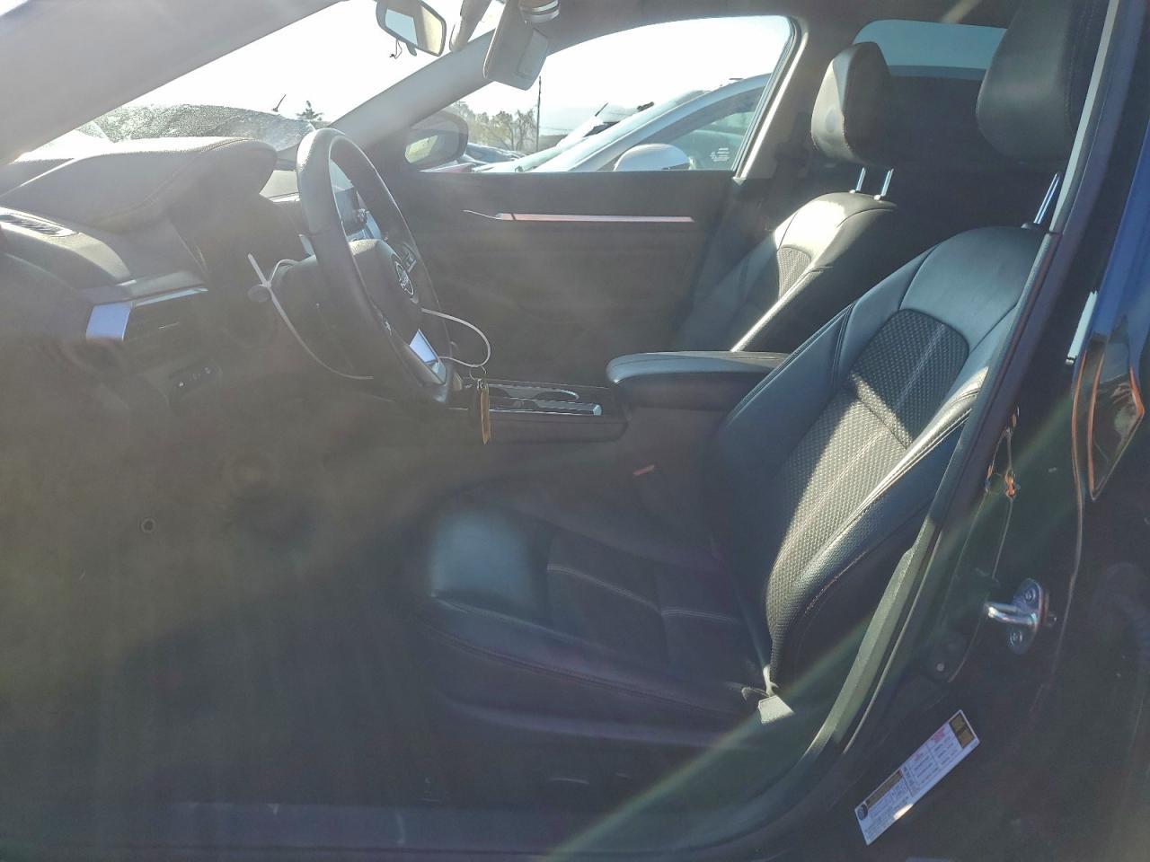 2024 Nissan Altima Sr - zdjęcie 7