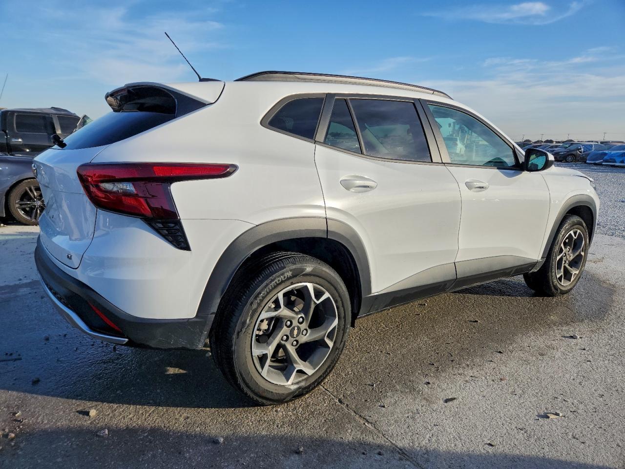 2024 Chevrolet Trax 1Lt - zdjęcie 3
