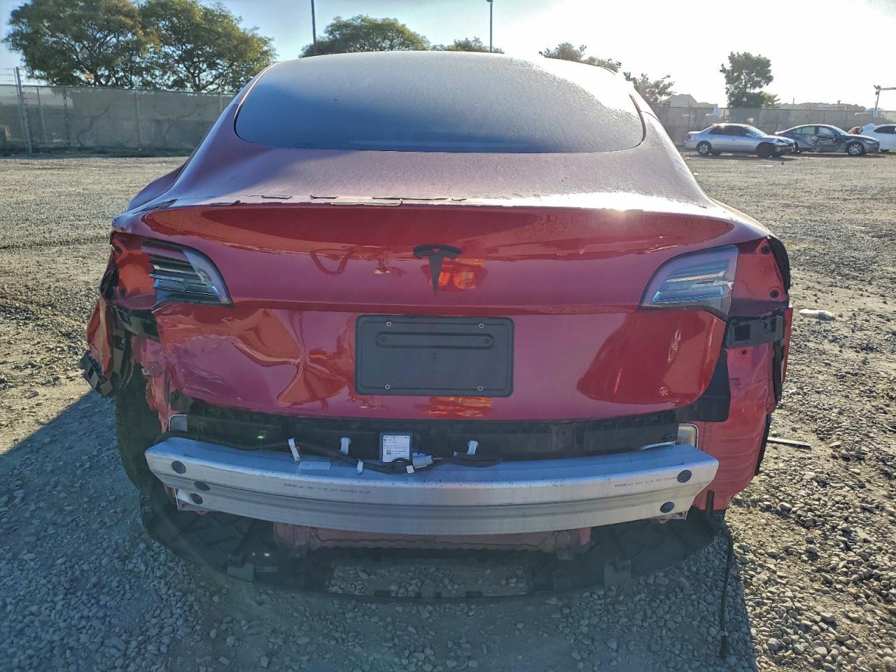 2022 Tesla Model 3 - zdjęcie 6