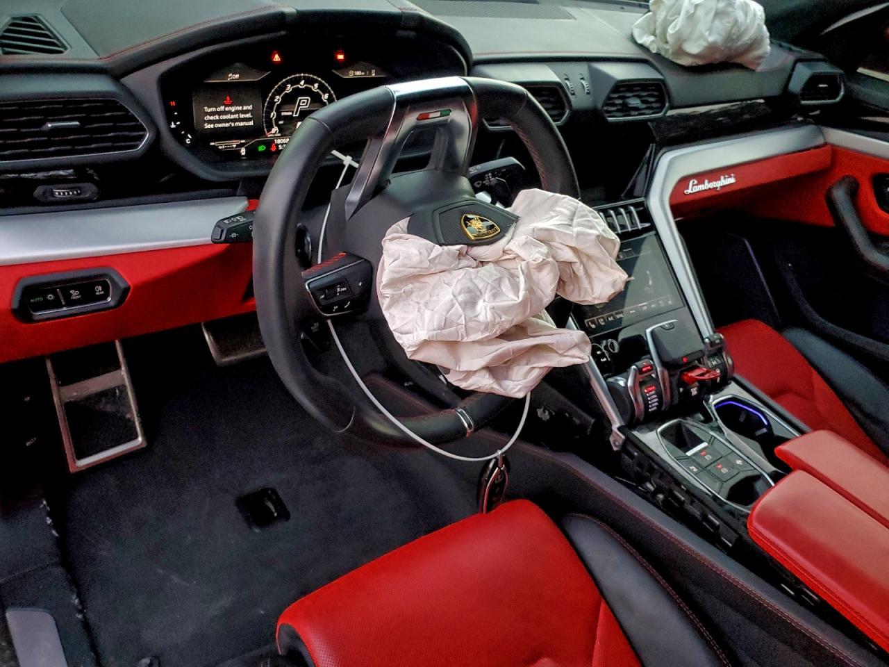 2022 Lamborghini Urus - zdjęcie 8