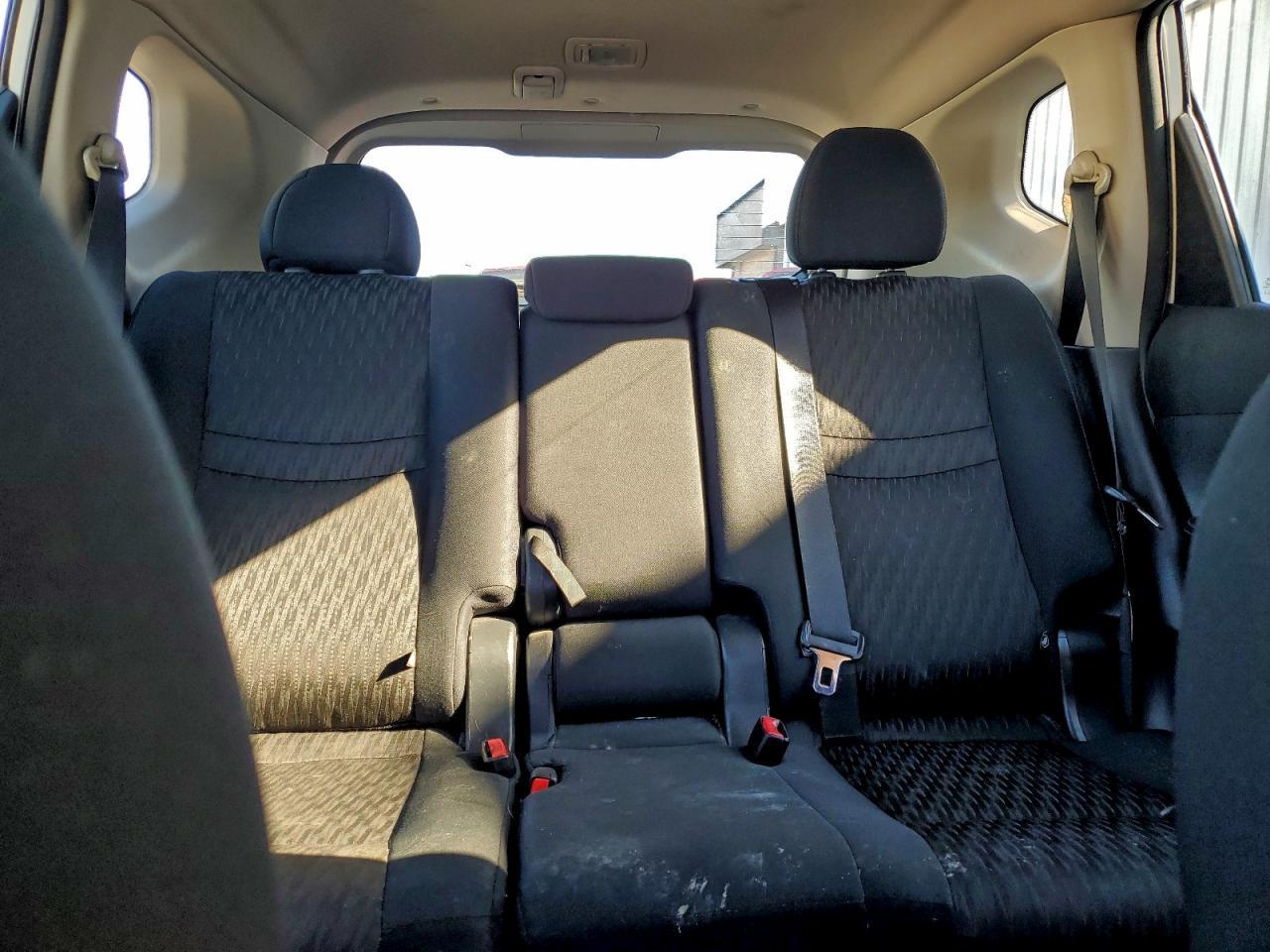 2018 Nissan Rogue S - zdjęcie 10