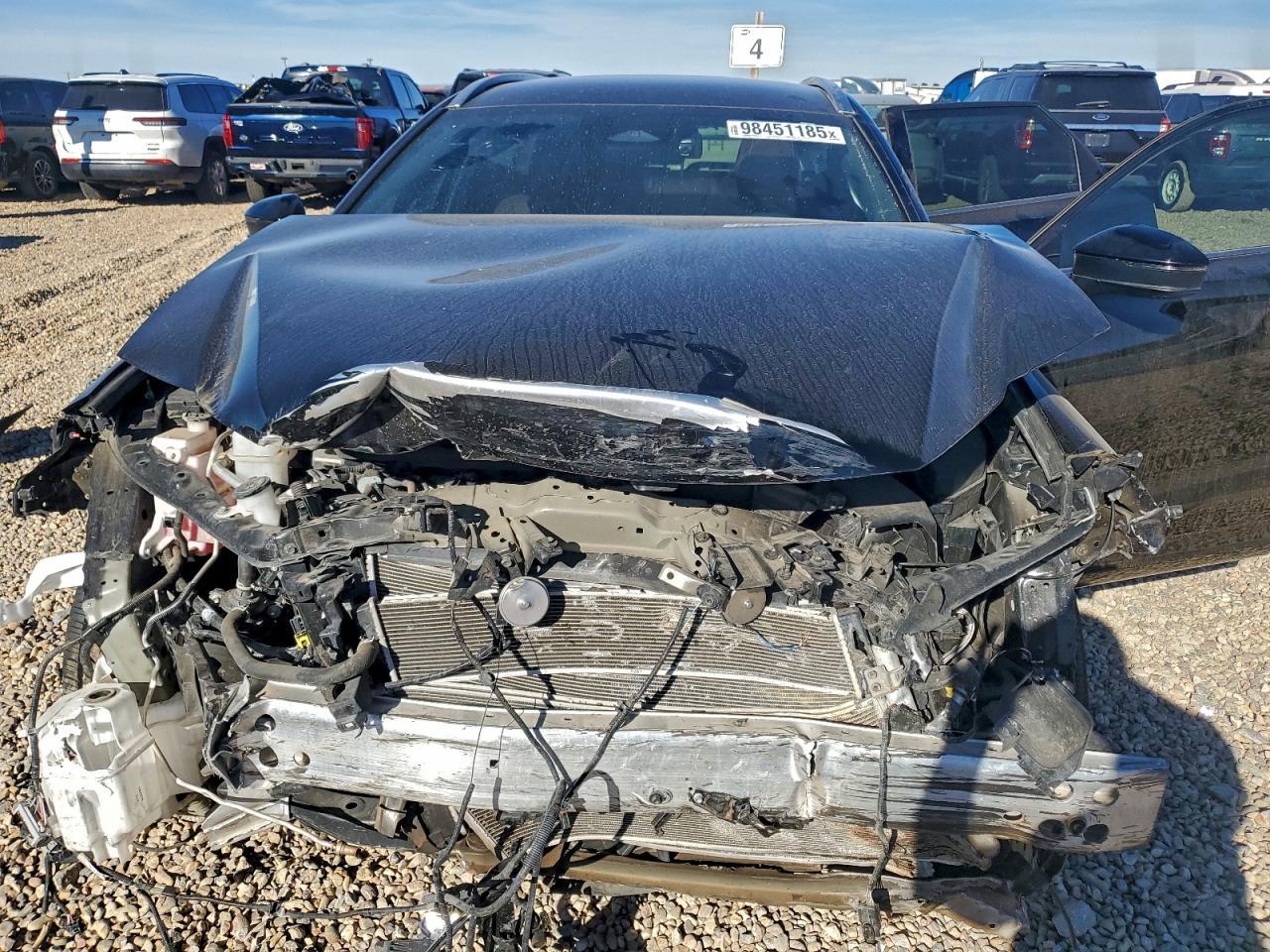 2025 Toyota Crown Signia Xle - zdjęcie 12