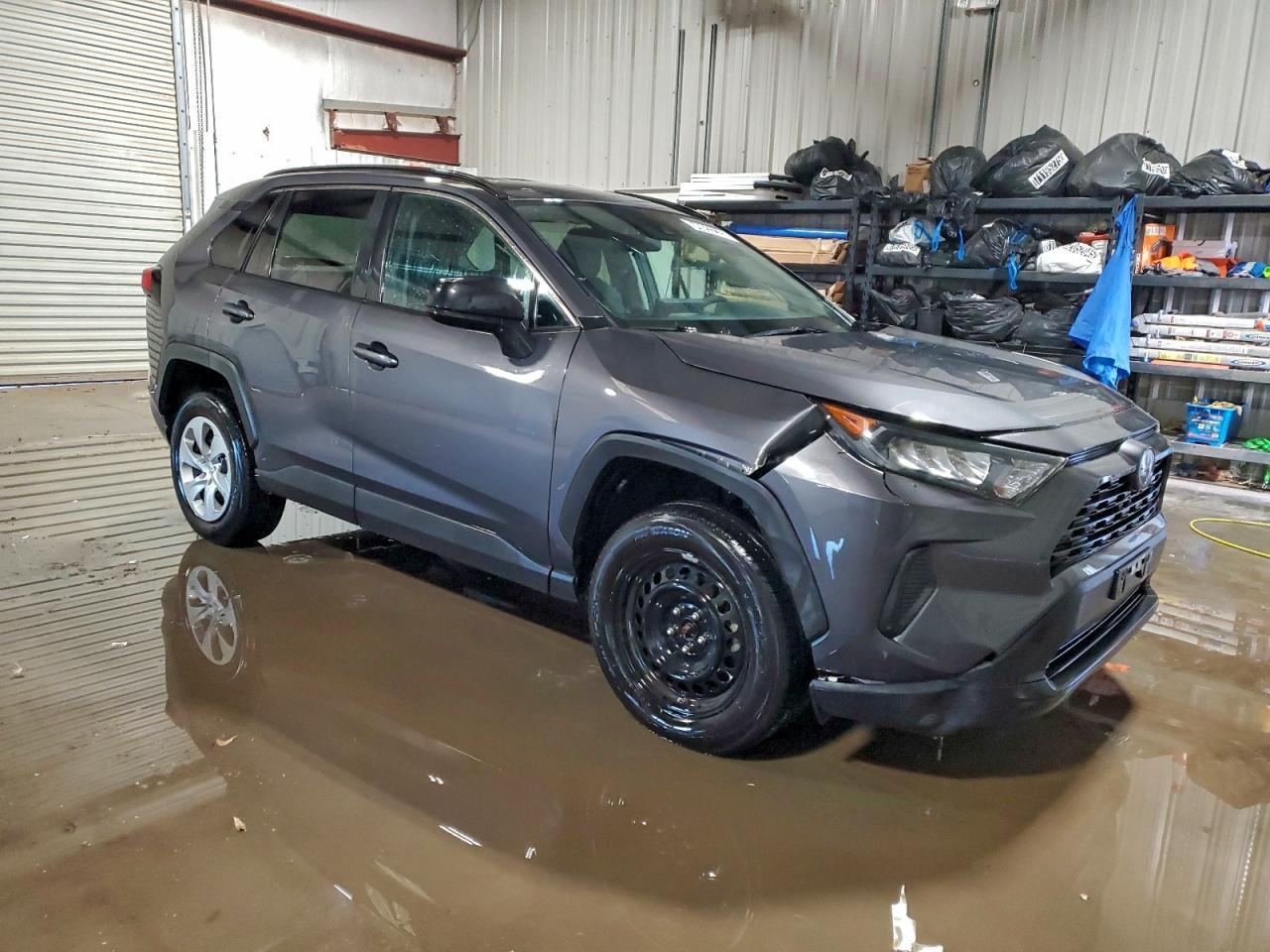 2019 Toyota Rav4 Le - zdjęcie 4