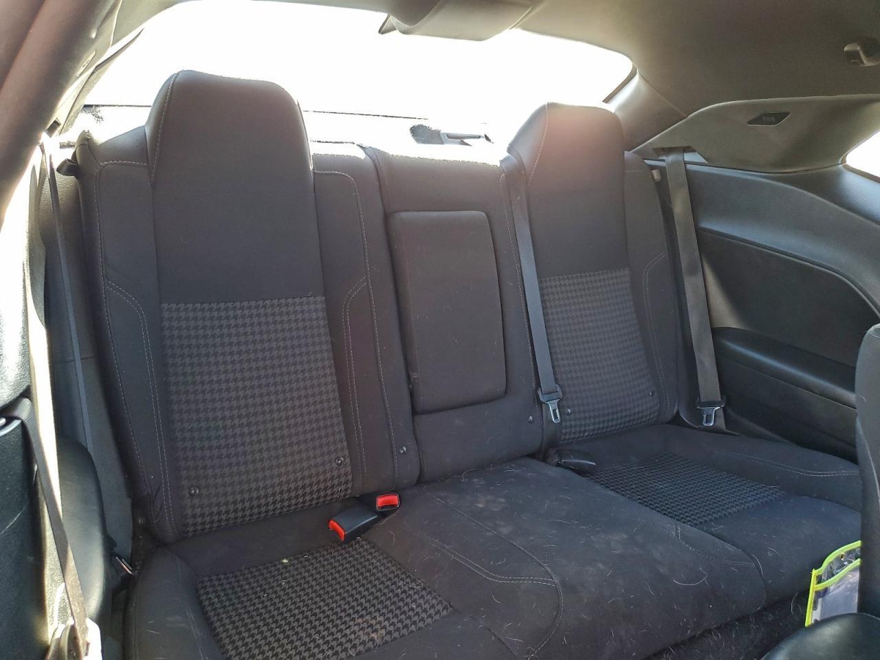 2016 Dodge Challenger Sxt - zdjęcie 10