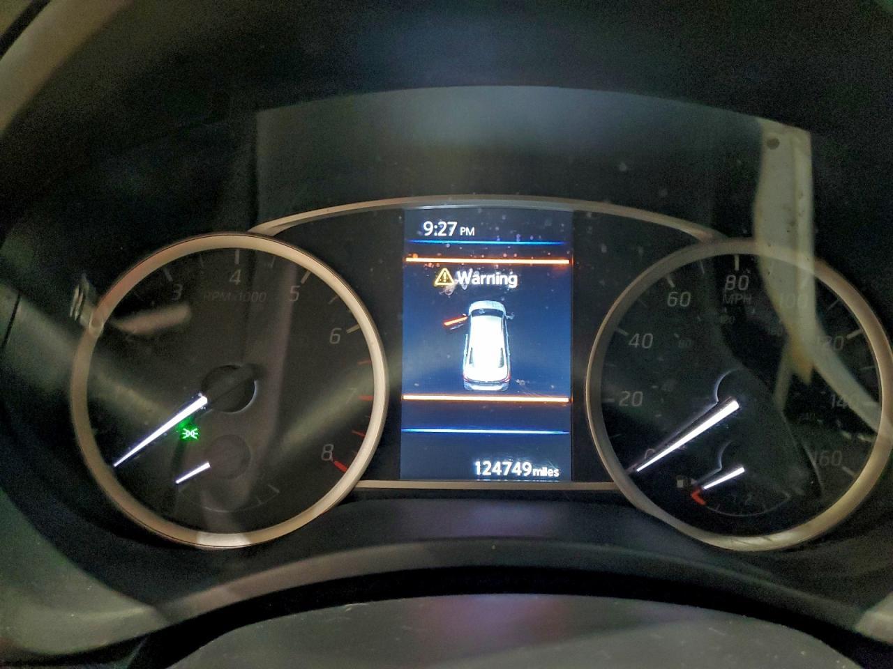 2019 Nissan Sentra S - zdjęcie 9