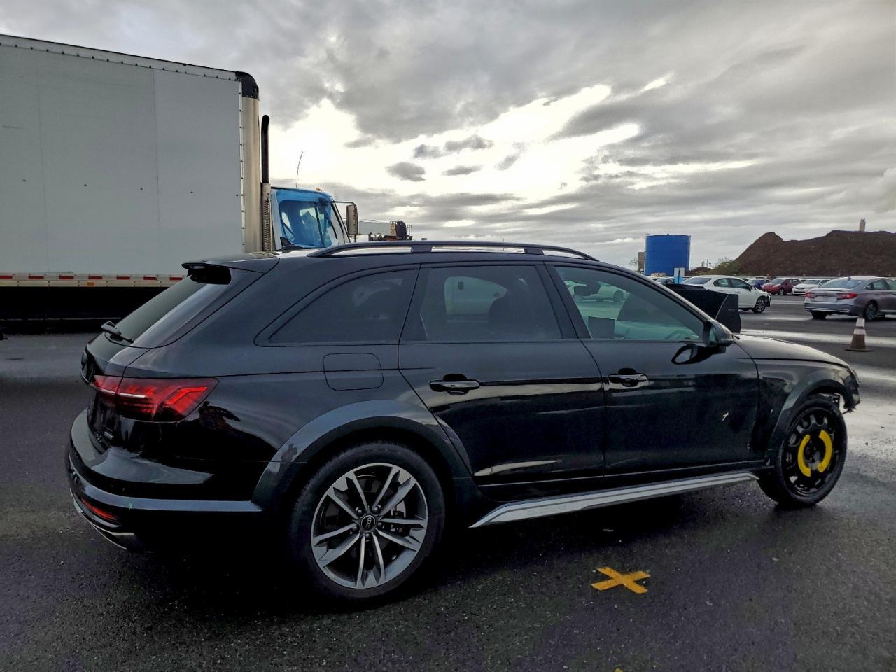 2024 Audi A4 Allroad Premium Plus - zdjęcie 3