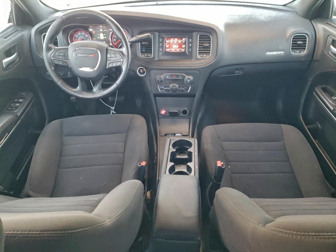 2016 Dodge Charger Police - zdjęcie 8