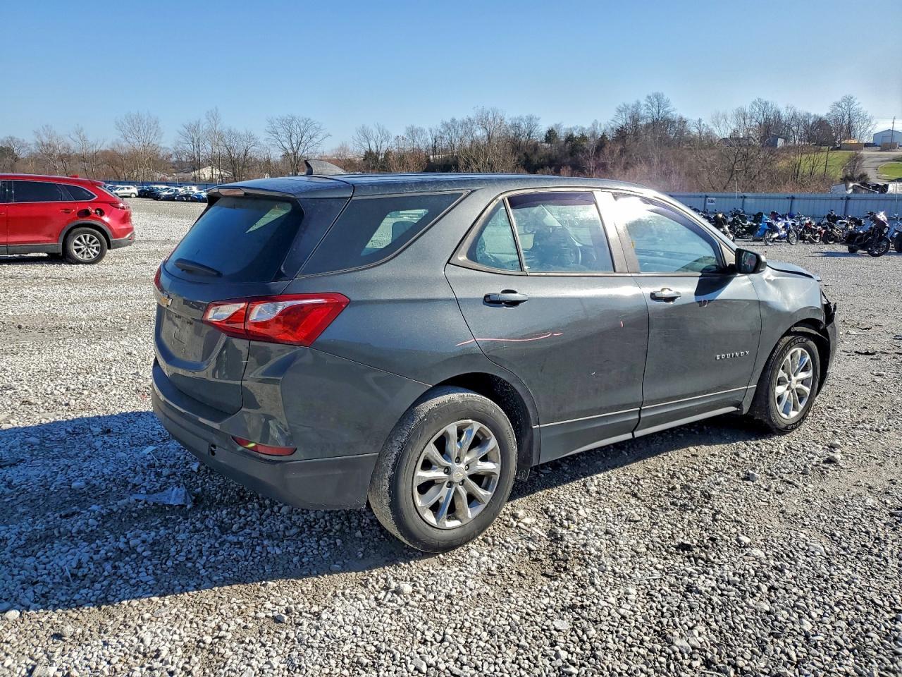 2020 Chevrolet Equinox Ls - zdjęcie 3