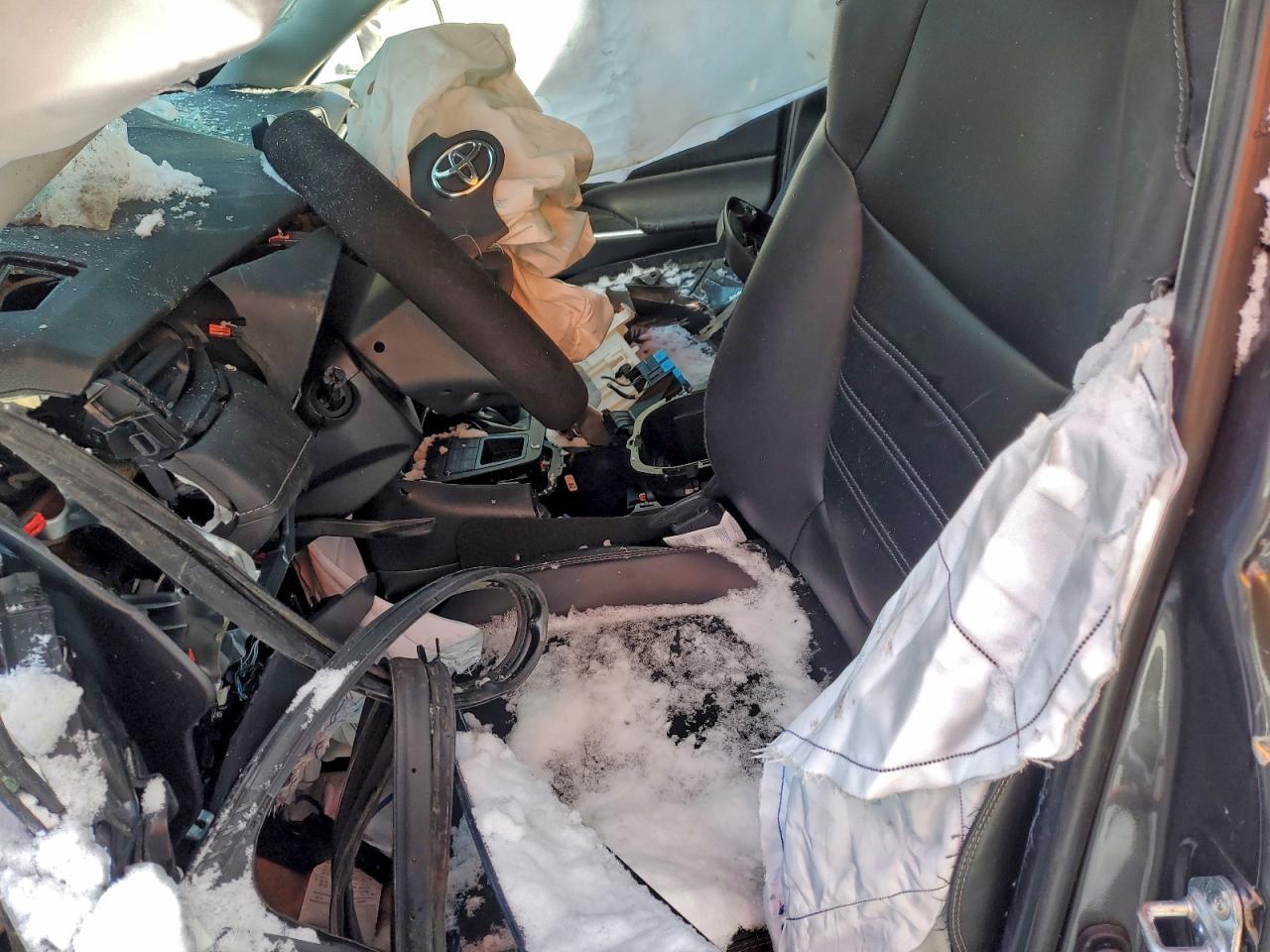 2024 Toyota Rav4 Xle - zdjęcie 7