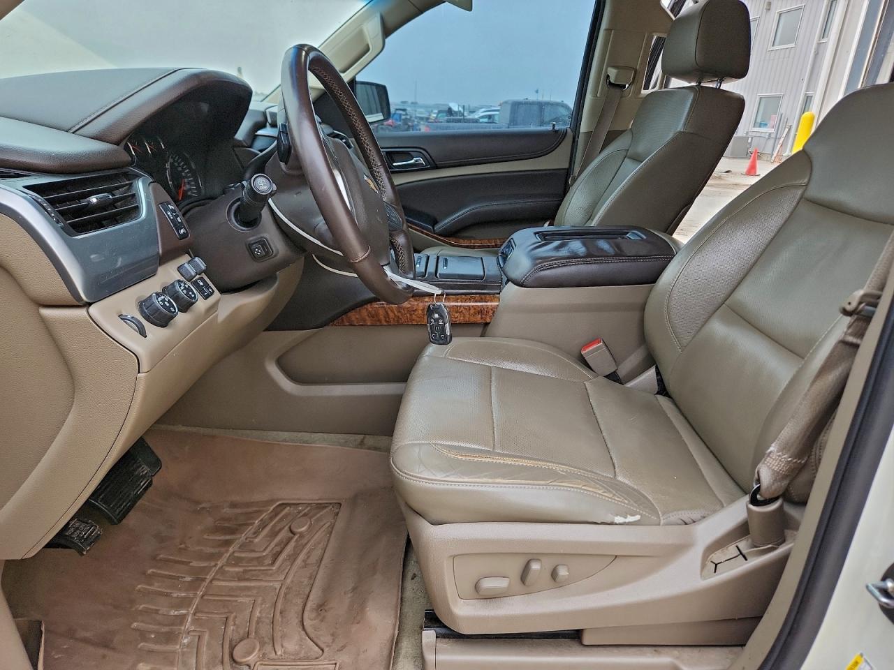 2015 Chevrolet Suburban K1500 Ltz - zdjęcie 7