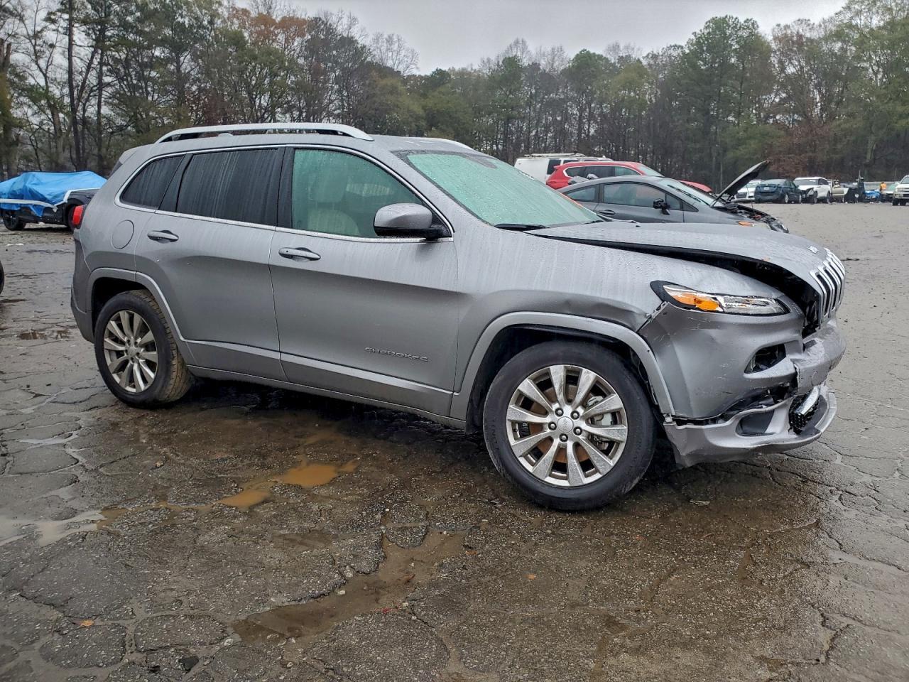 2017 Jeep Cherokee Overland - zdjęcie 4