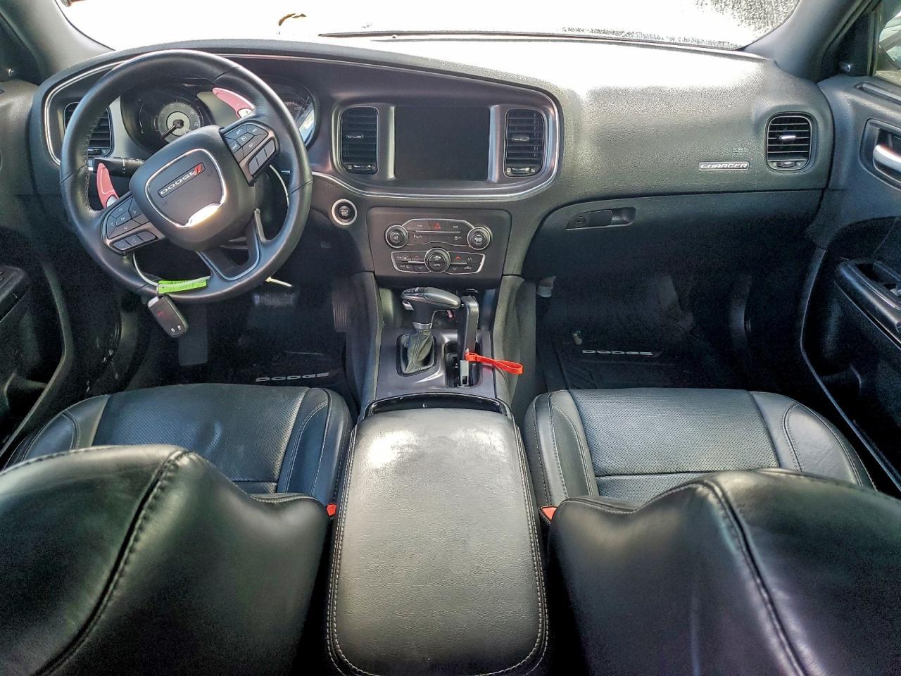 2016 Dodge Charger R/T - zdjęcie 8