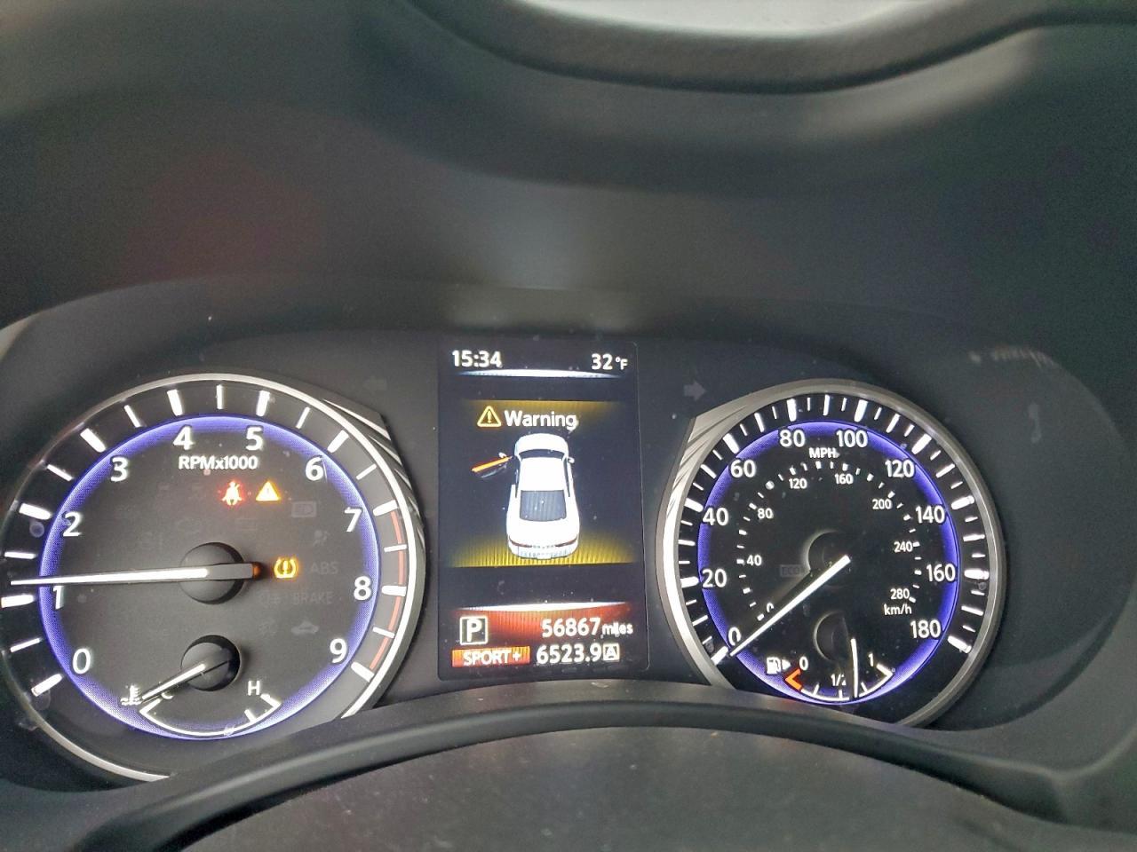 2018 Infiniti Q60 Luxe 300 - zdjęcie 9
