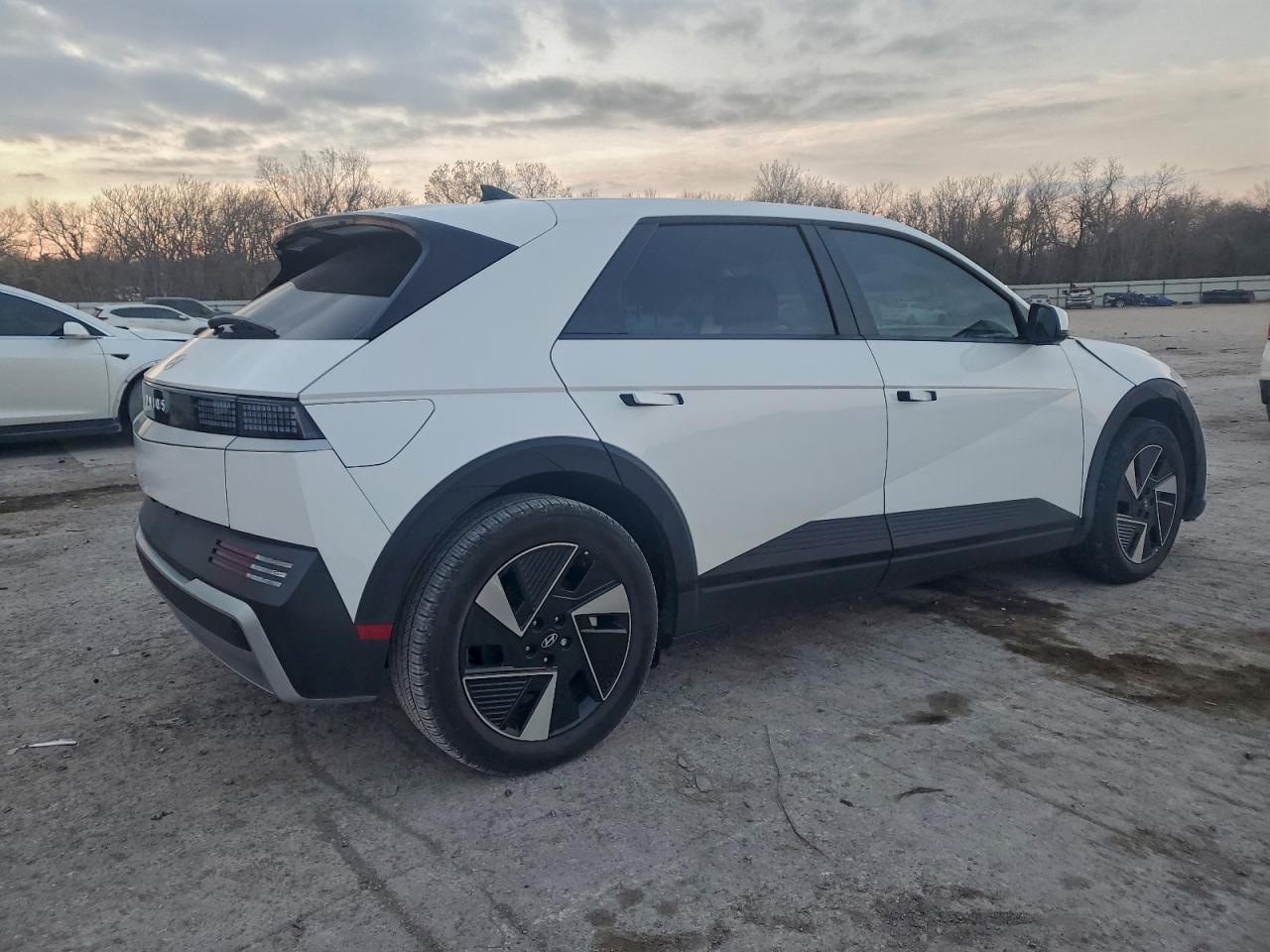 2025 Hyundai Ioniq 5 Se - zdjęcie 3