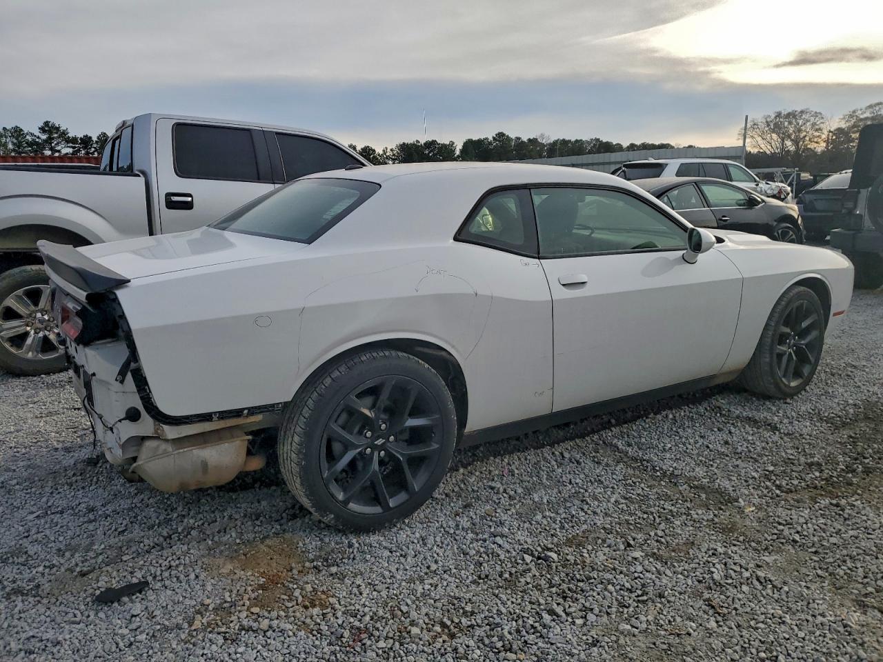 2019 Dodge Challenger Sxt - zdjęcie 3