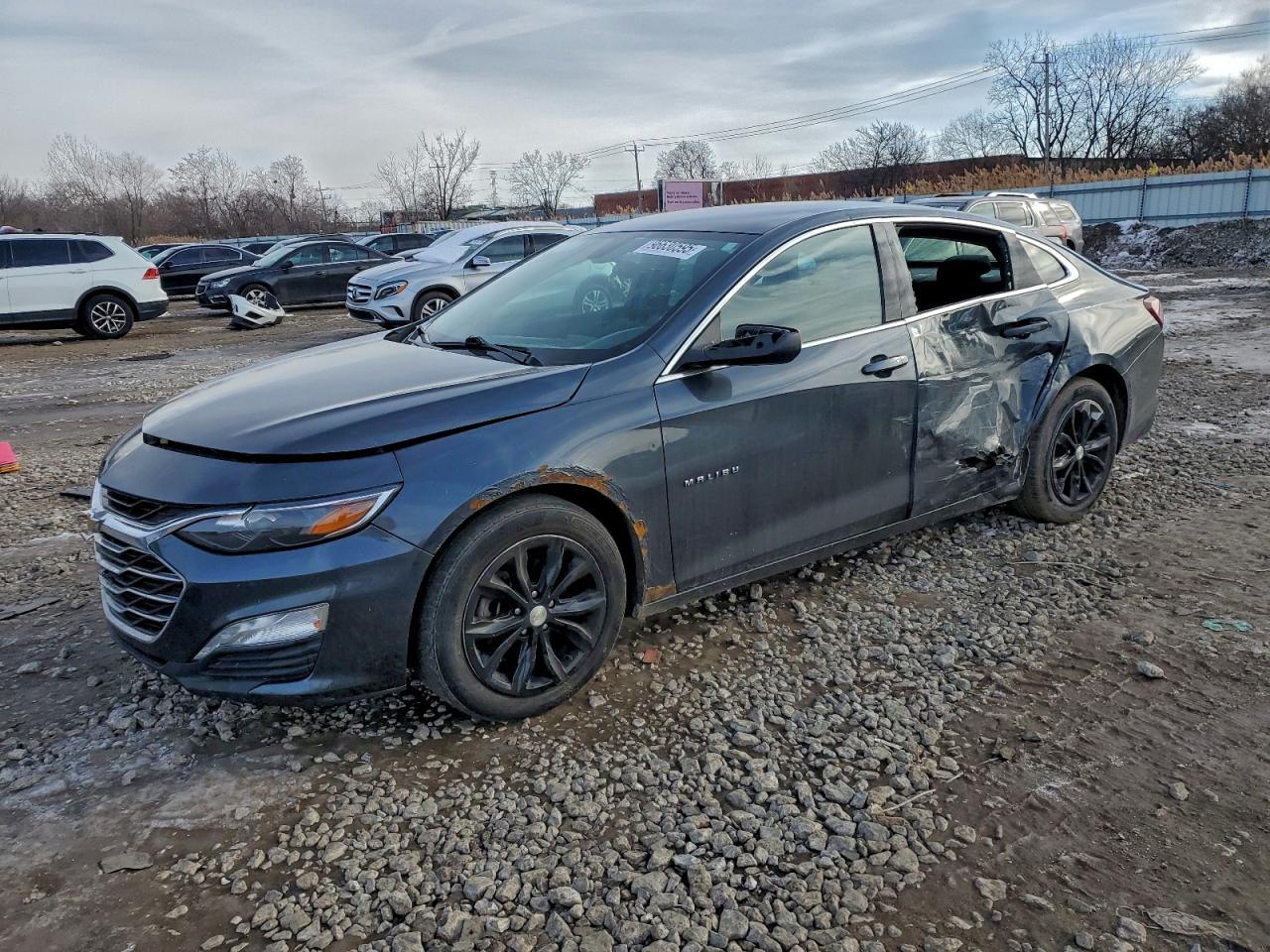 2020 Chevrolet Malibu Lt - zdjęcie główne
