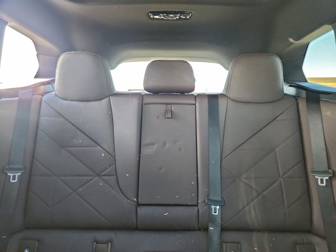 2022 BMW Ix xDrive50 - zdjęcie 10