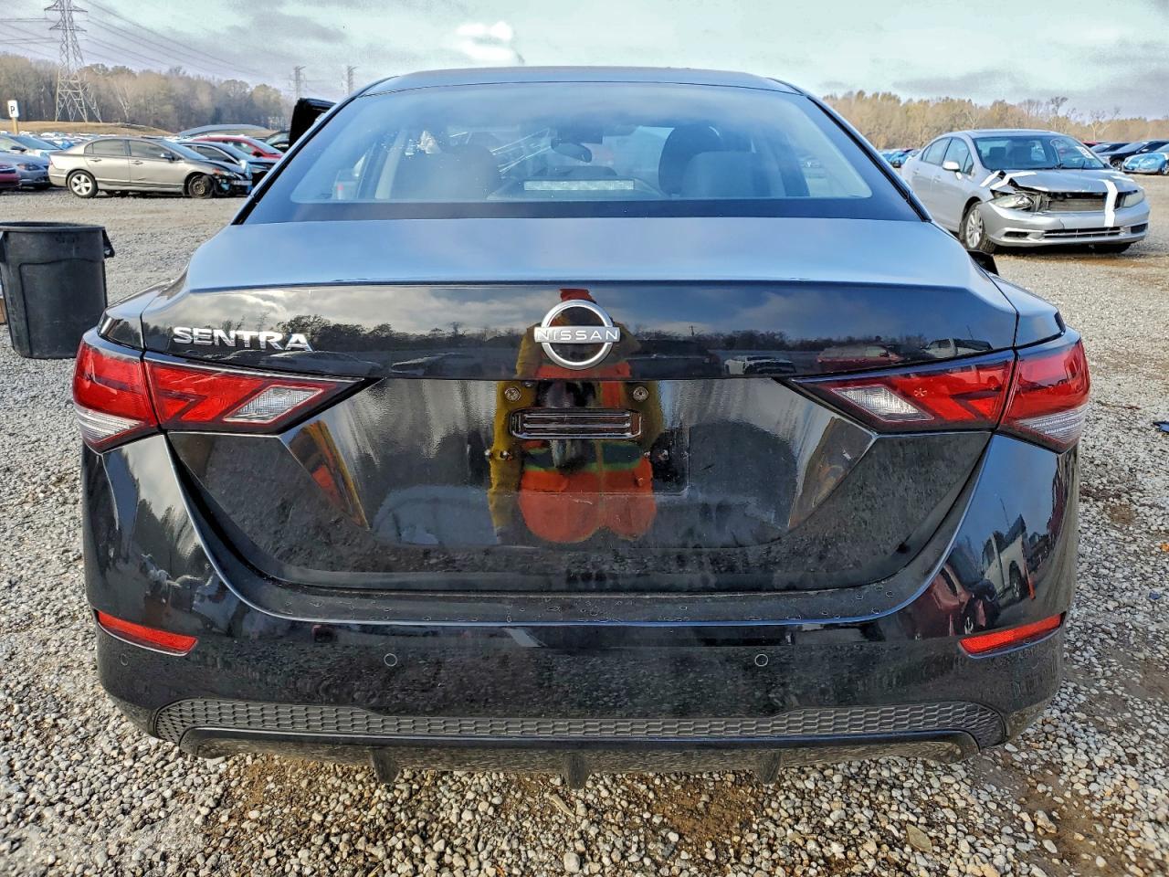 2024 Nissan Sentra S - zdjęcie 6