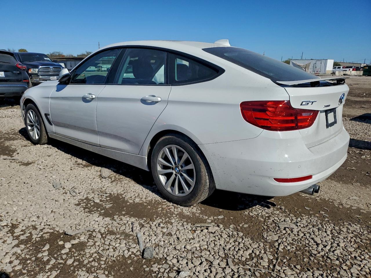 BMW Seria 3 - zdjęcie 2