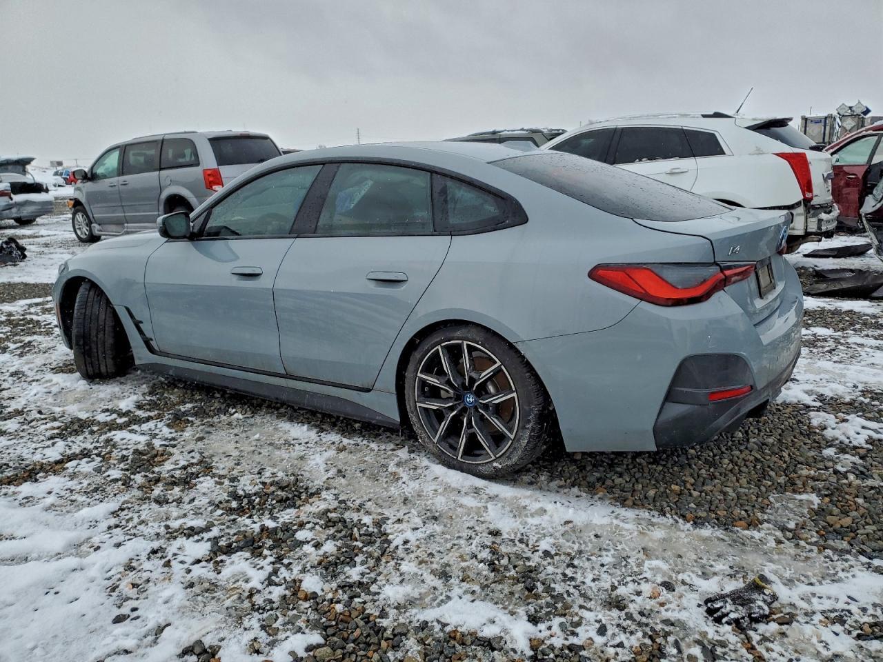 2024 BMW I4 xDrive 40 - zdjęcie 2