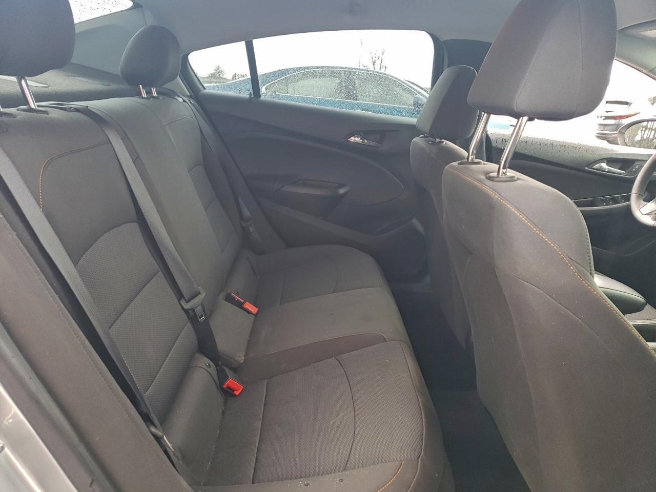 2019 Chevrolet Cruze Ls - zdjęcie 10