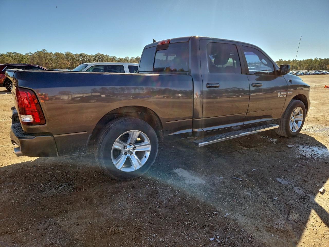 2016 Ram 1500 Sport - zdjęcie 3