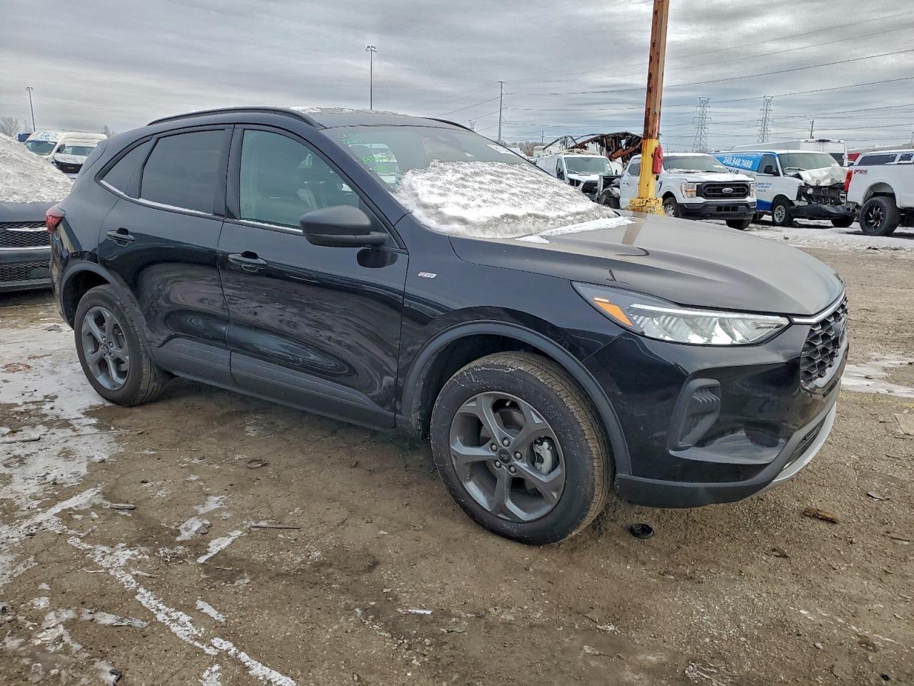 2025 Ford Escape St Line - zdjęcie 4