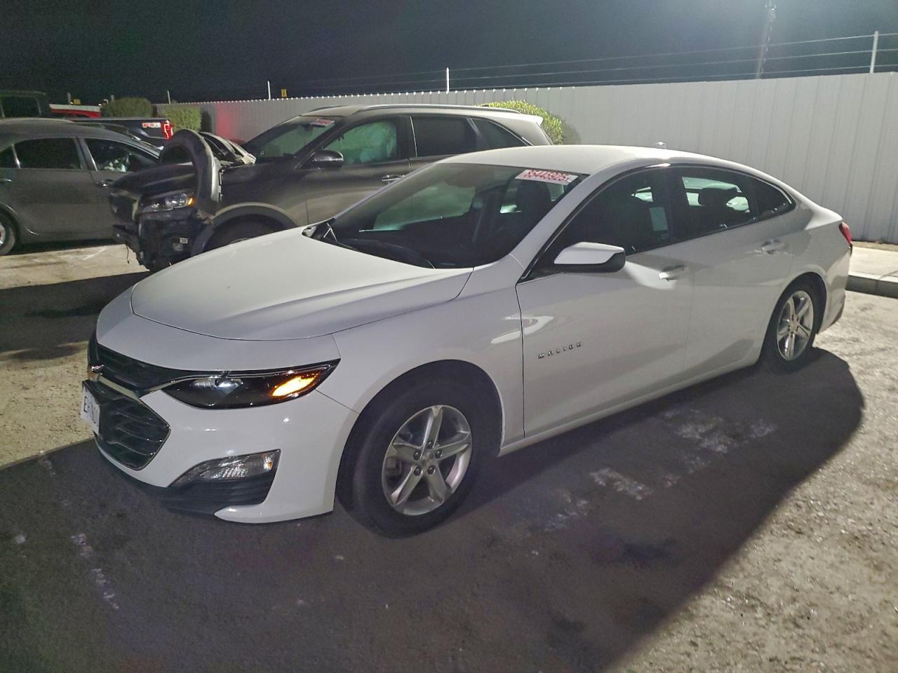 2023 Chevrolet Malibu - zdjęcie główne