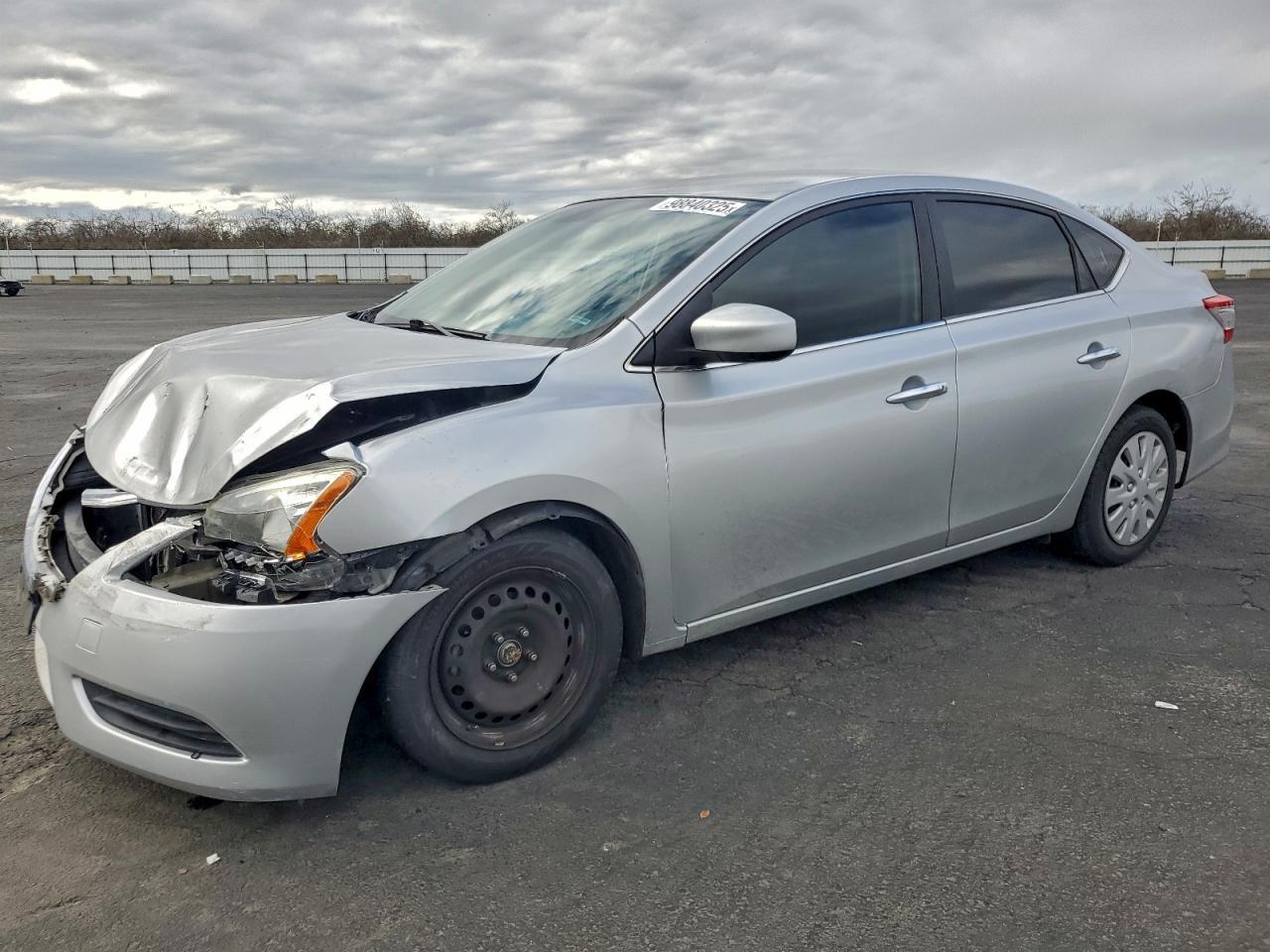 2014 Nissan Sentra S - zdjęcie główne