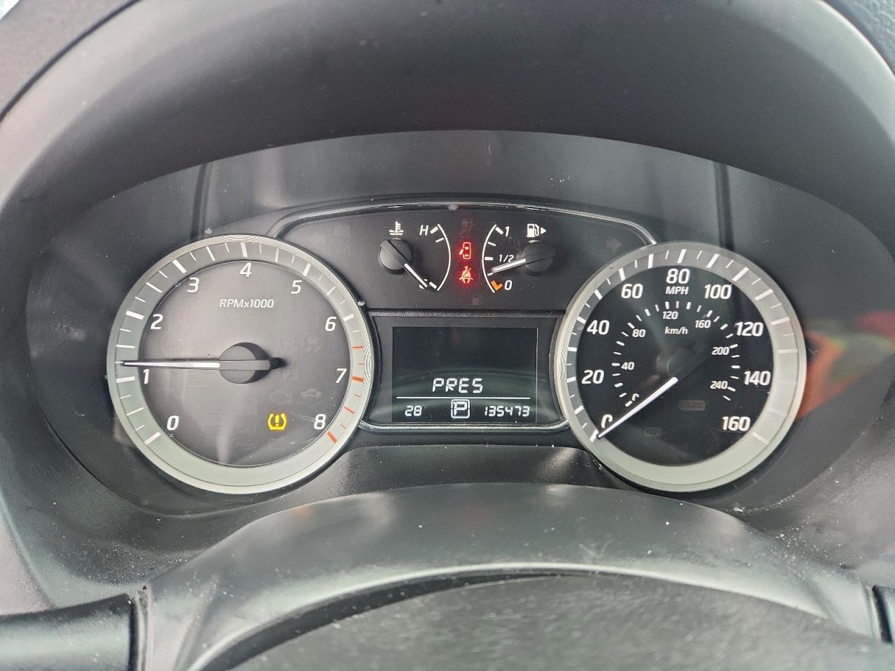 2014 Nissan Sentra Sr - zdjęcie 9