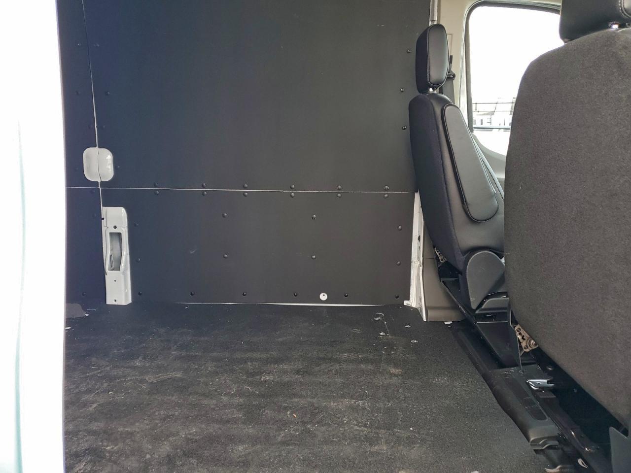 2025 Ford Transit T- - Delivery Van - zdjęcie 11