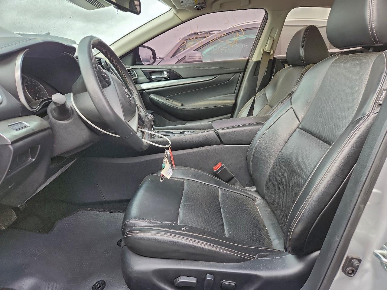 2020 Nissan Maxima Sv - zdjęcie 7