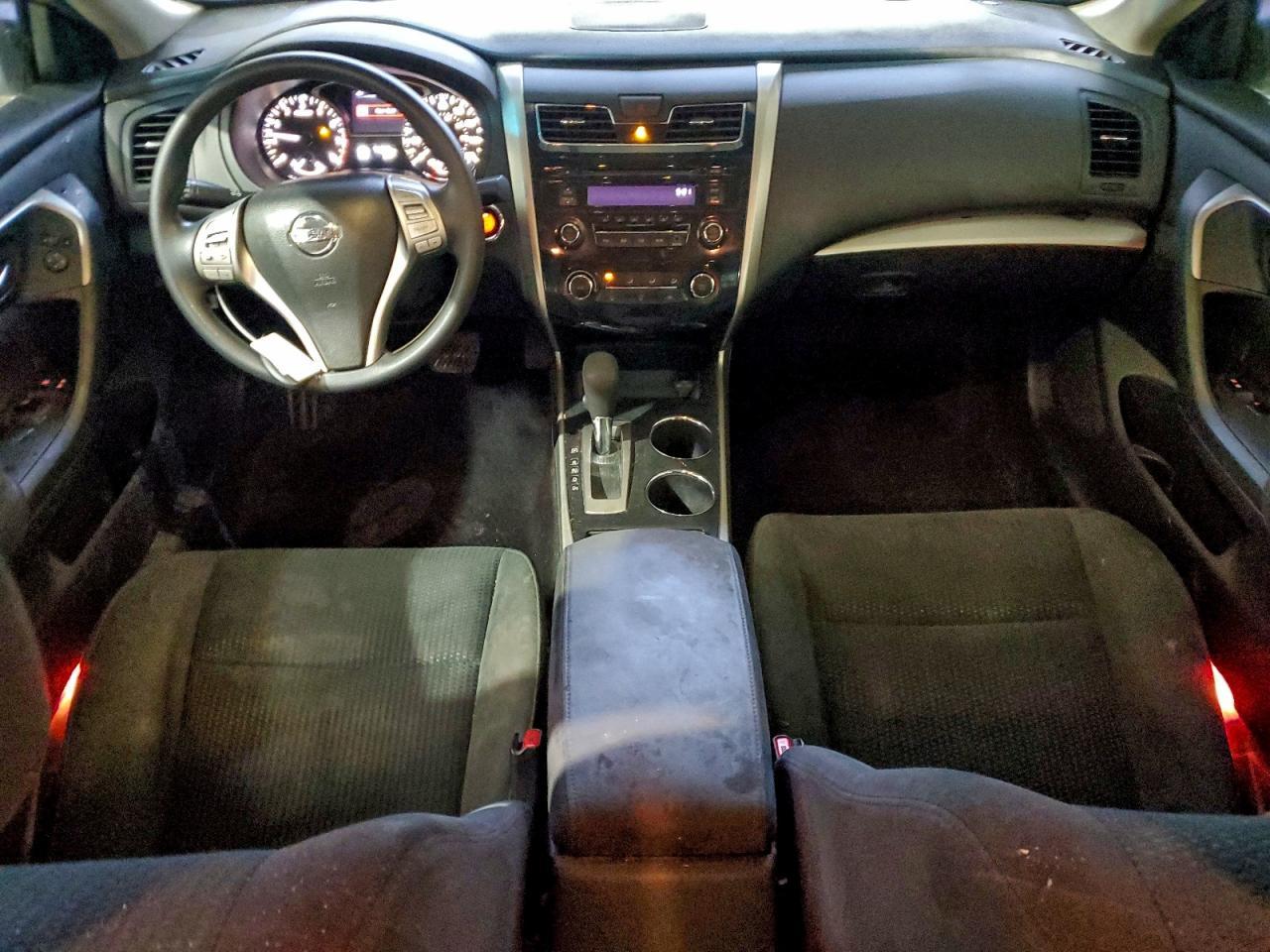 2015 Nissan Altima 2.5 - zdjęcie 8