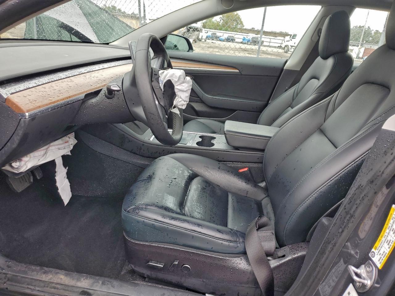 2022 Tesla Model 3 - zdjęcie 7
