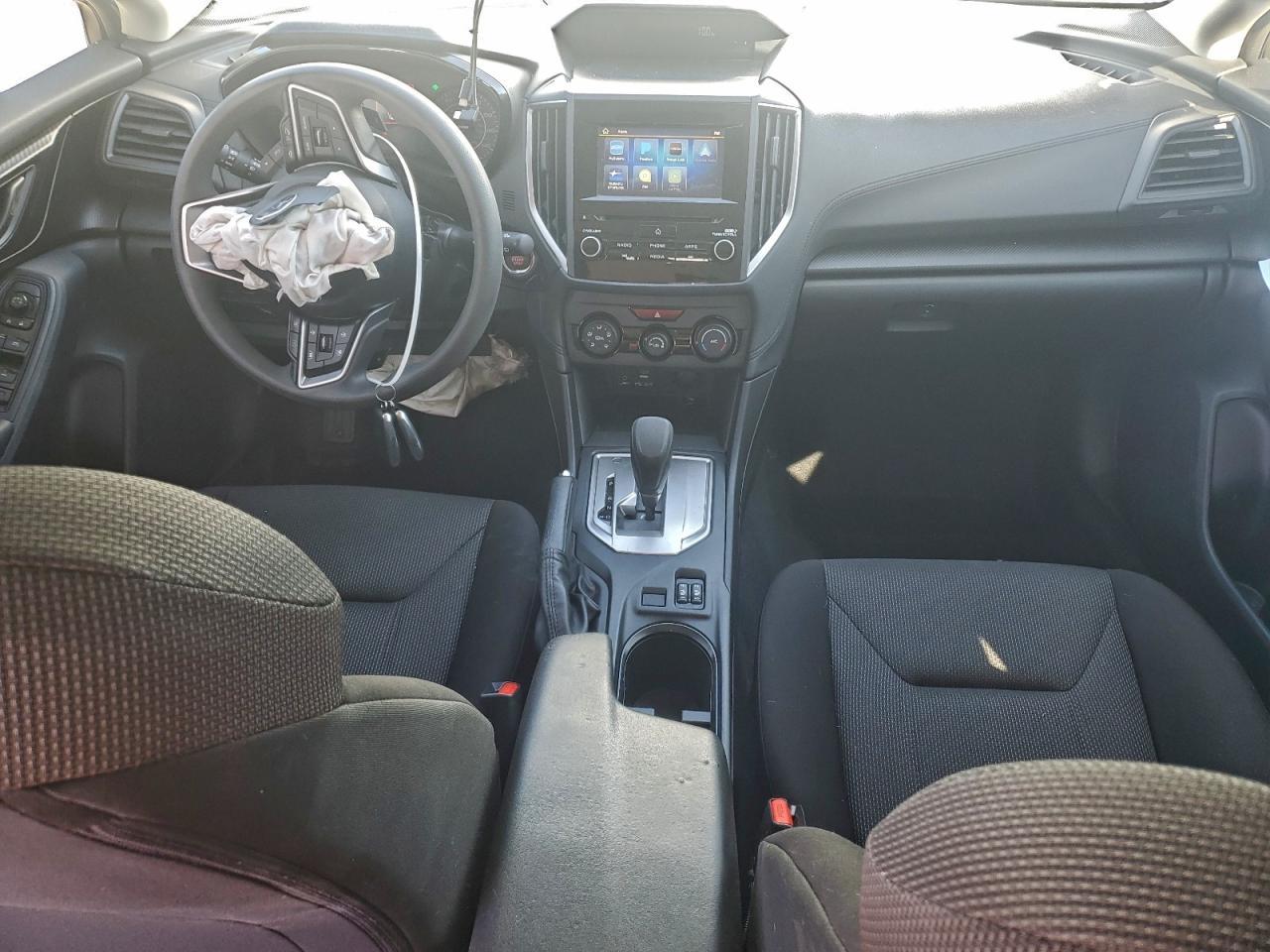 2021 Subaru Impreza Premium - zdjęcie 8