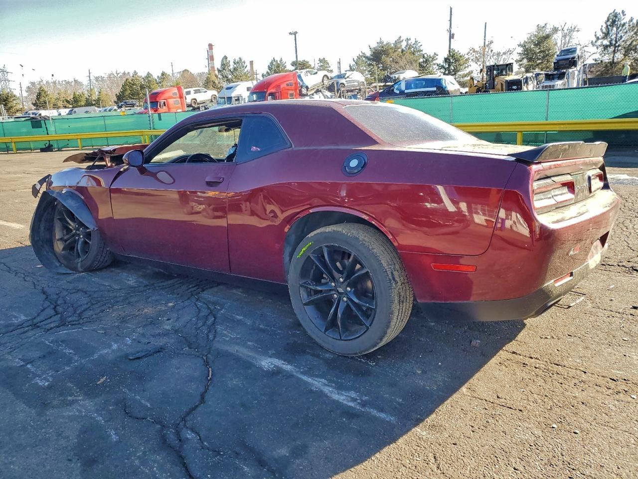 Dodge Challenger - zdjęcie 2