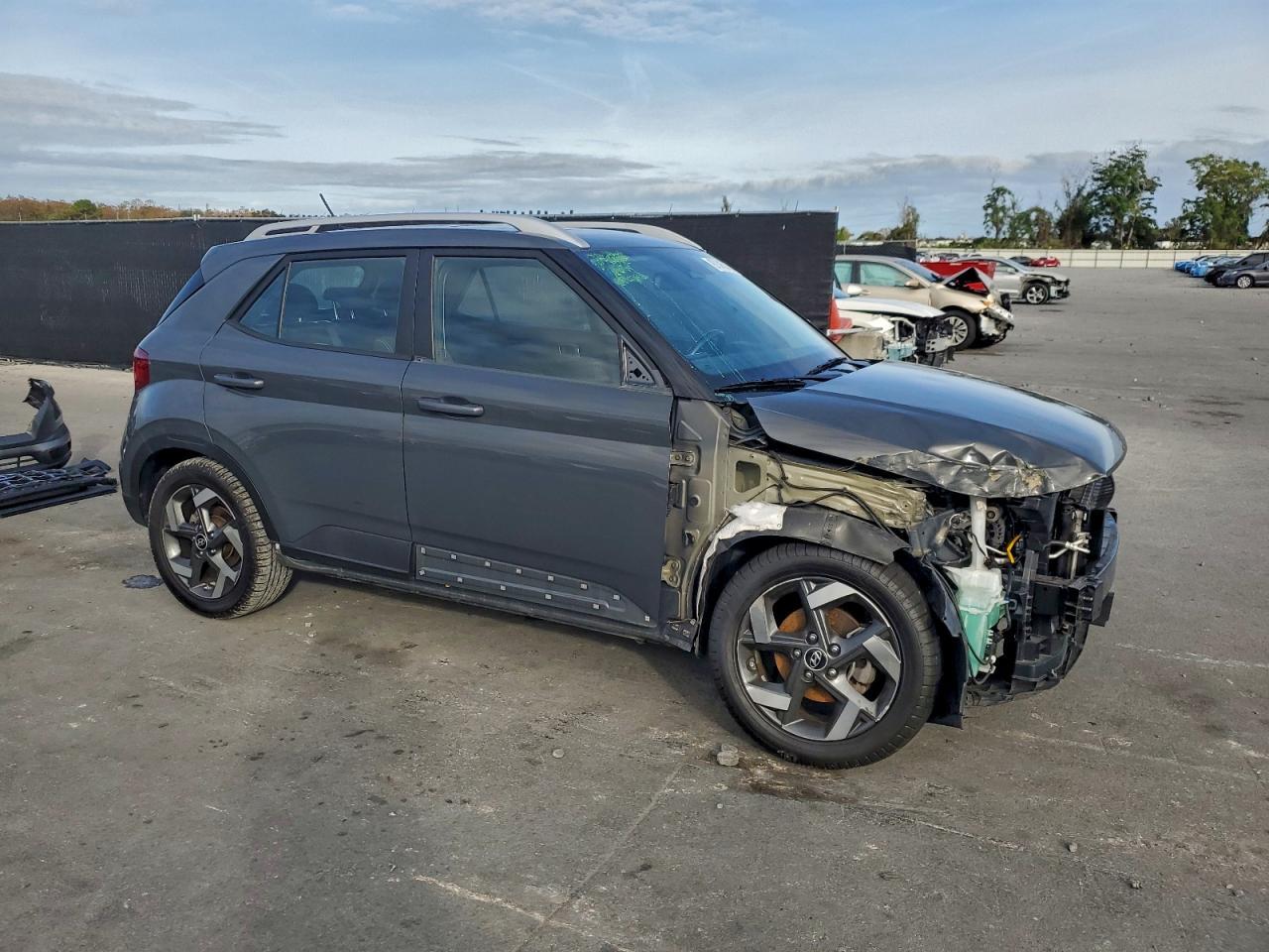 2023 Hyundai Venue Sel - zdjęcie 4