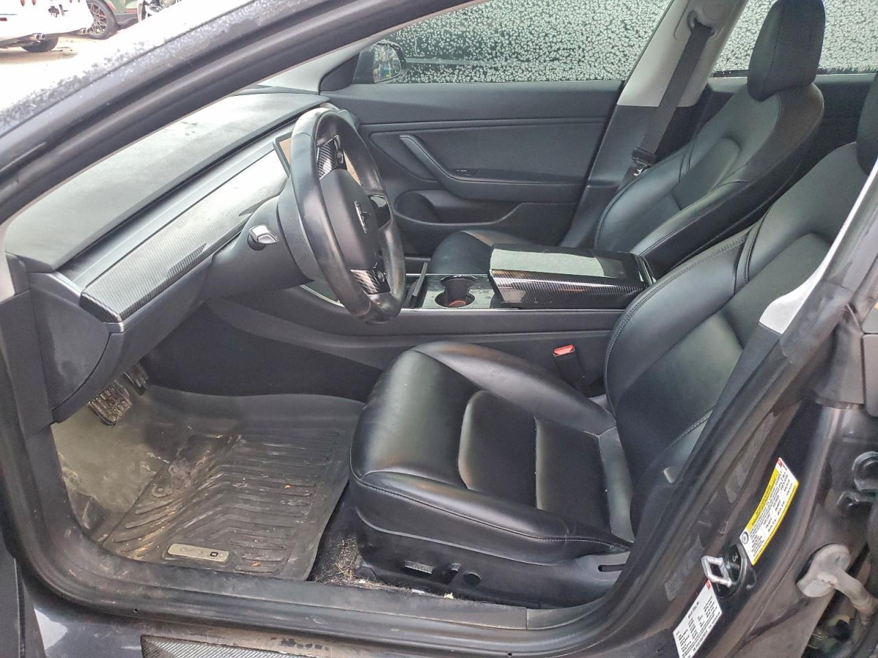2018 Tesla Model 3 - zdjęcie 7