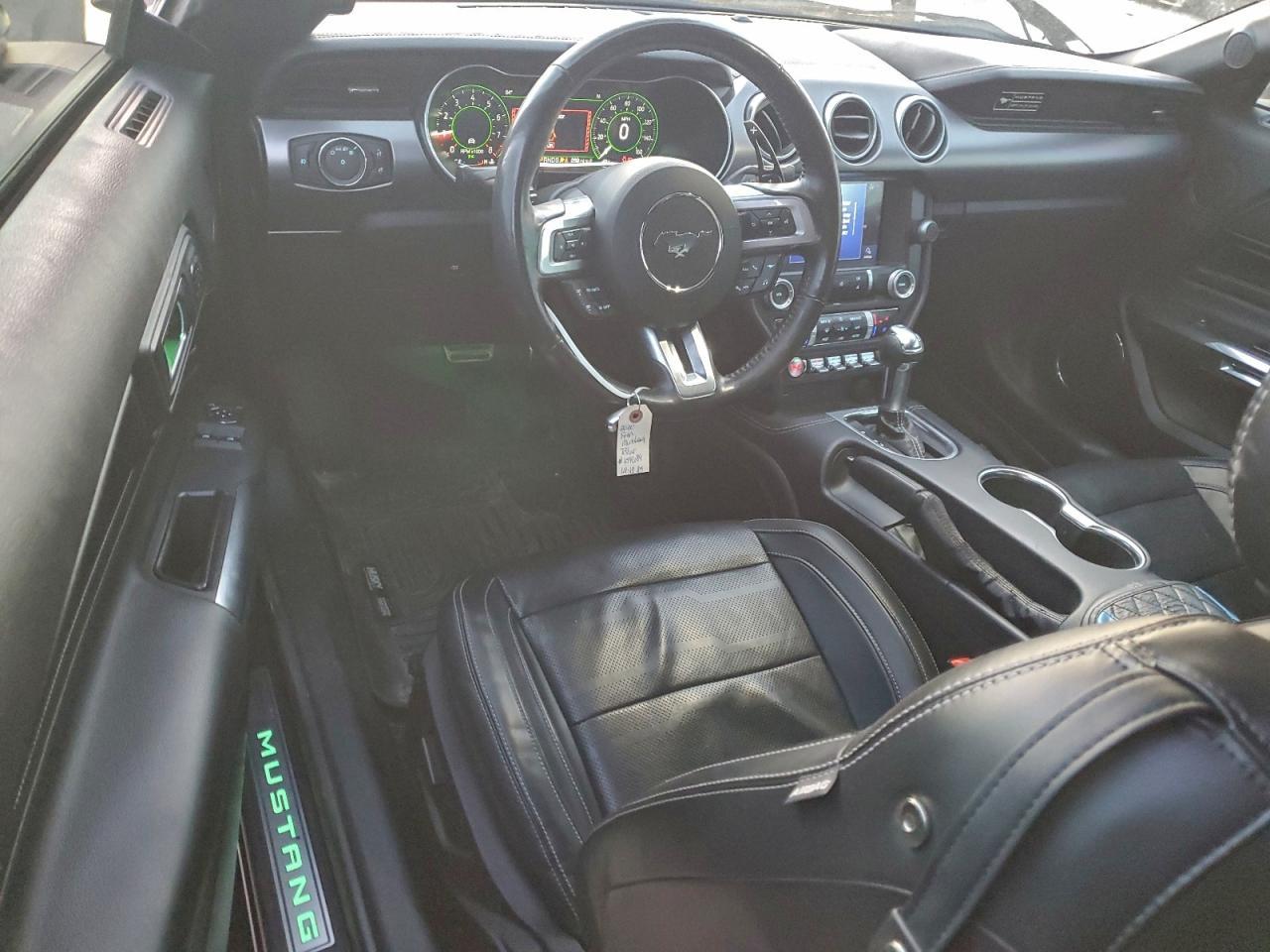 2020 Ford Mustang Gt - zdjęcie 8