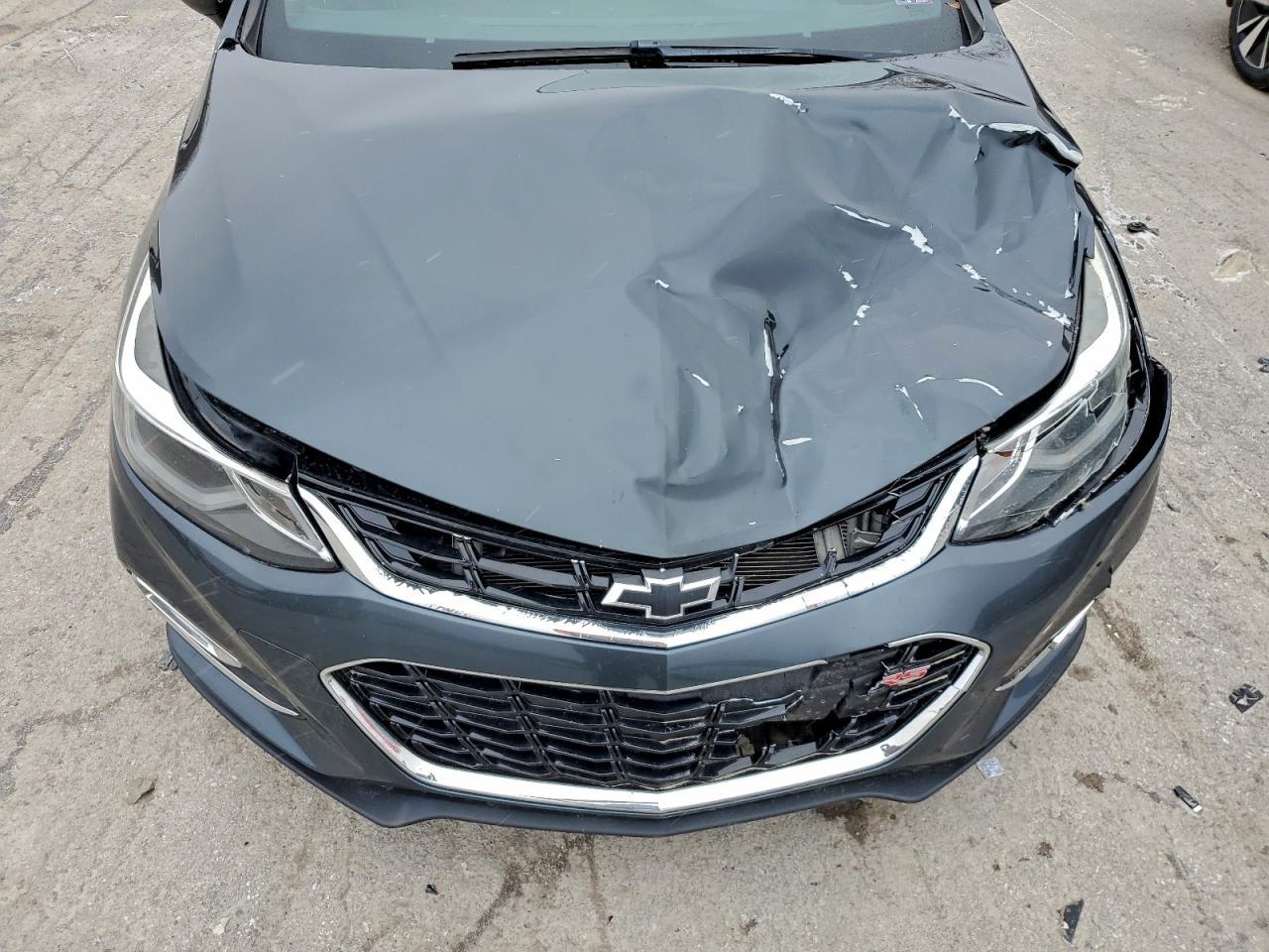 2017 Chevrolet Cruze Lt - zdjęcie 11