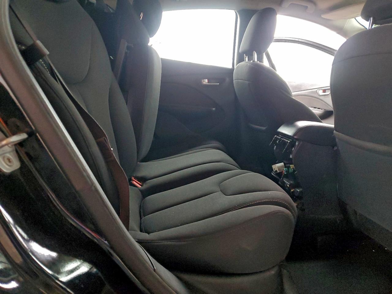 2013 Dodge Dart Sxt - zdjęcie 10