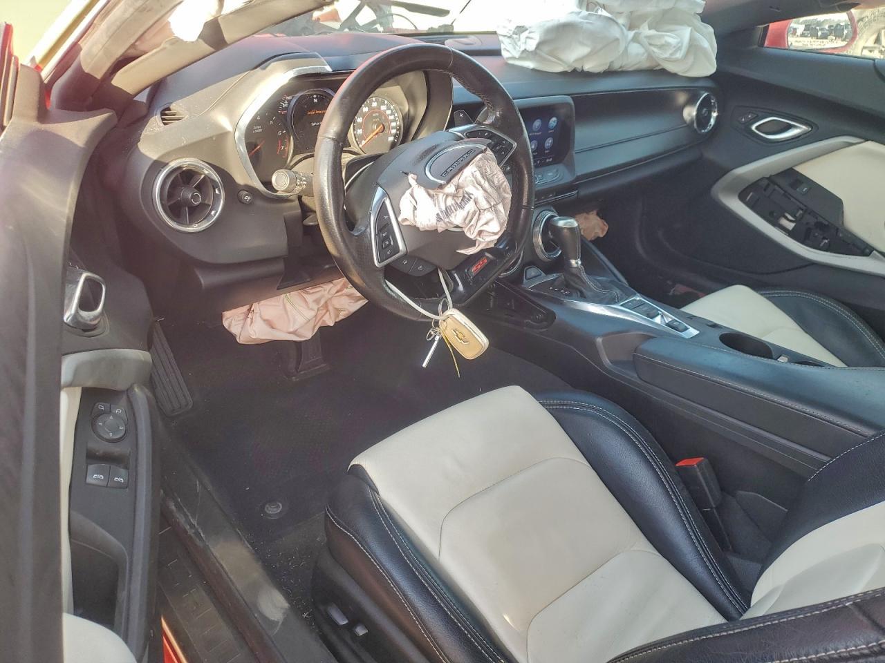 2022 Chevrolet Camaro Lt1 - zdjęcie 8