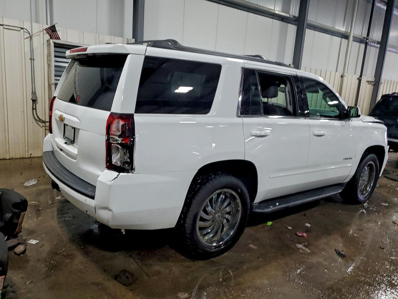 2018 Chevrolet Tahoe K1500 Ls - zdjęcie 3
